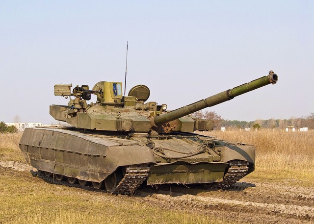 Основной боевой танк Оплот